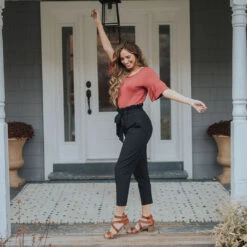 Bow Belt Capri -Clothing Promotional Store 068A5918