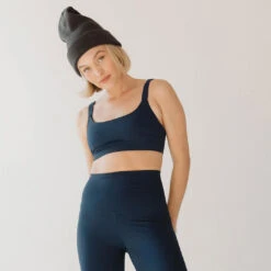 Momentum Bra, Navy -Clothing Promotional Store 1369A9635final