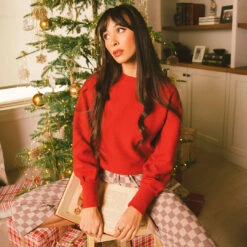 Atlas Ribbed Sweater, Crimson -Clothing Promotional Store 369A0436final