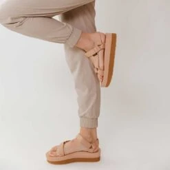 Teva Flatform Universal-Maple Sugar 13 Teva Flatform Universal-Maple Sugar -Clothing Promotional Store 369A0494final