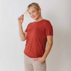 Boyfriend Tee, Brick