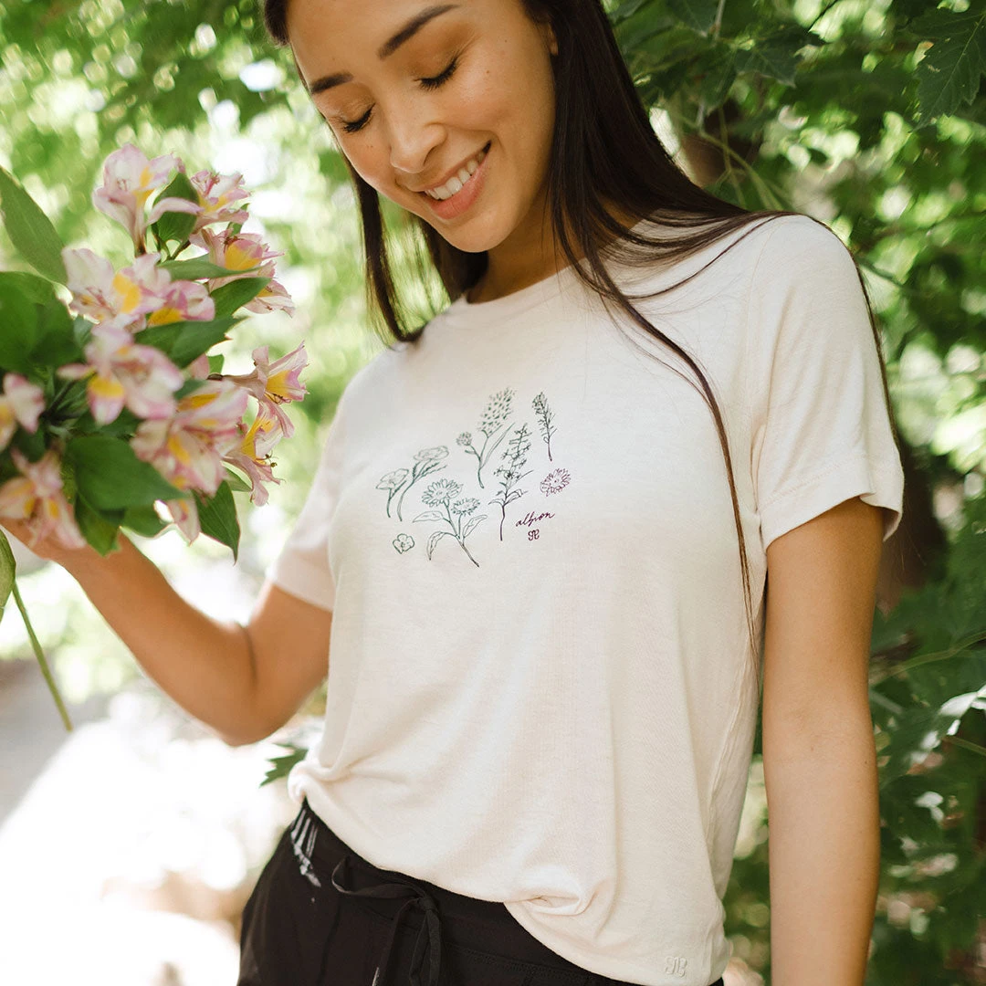 Wildflower Tee, Cream 5 Wildflower Tee, Cream - Image 3
