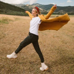 Vermont Cardigan, Yellow -Clothing Promotional Store 369A2247final