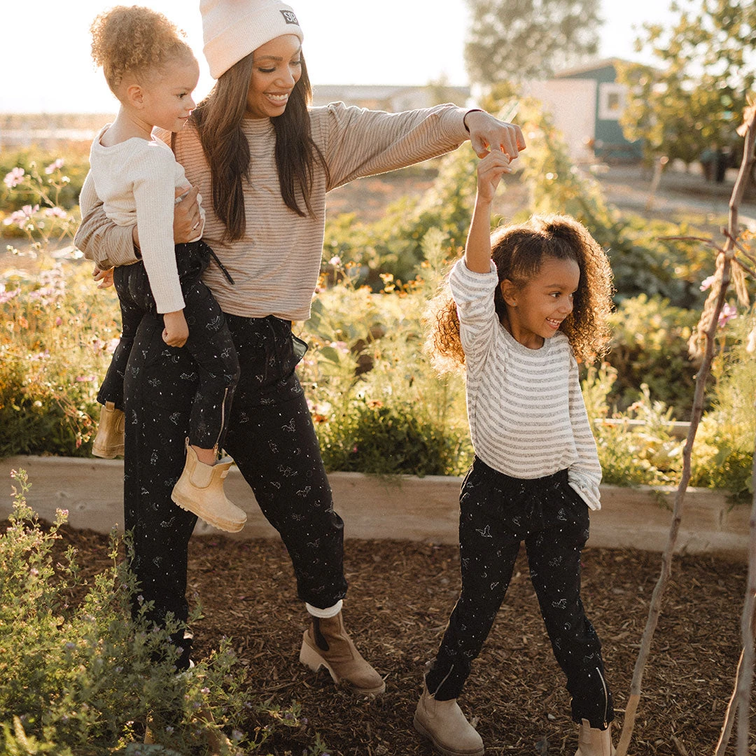 Mini Spooky Jetsetters 2.0 9 Mini Spooky Jetsetters 2.0 - Image 7