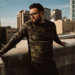 Men's Sweatshirt, Green Camo -Clothing Promotional Store 369A6006final