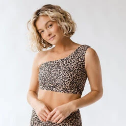 Pursuit Icon Swim Crop -Clothing Promotional Store 369A6213