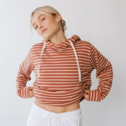 City Pullover, Terracotta -Clothing Promotional Store 369A7340final