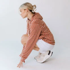 City Pullover, Terracotta -Clothing Promotional Store 369A7366final