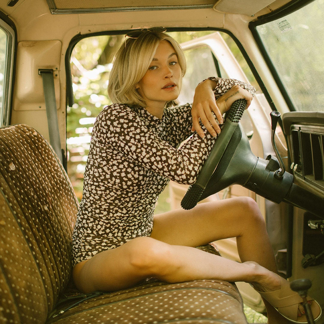 Wailea Floral Long Sleeve Rash Guard 6 Wailea Floral Long Sleeve Rash Guard - Image 4