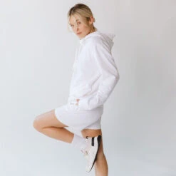 Boyfriend Shorts, White -Clothing Promotional Store 369A7511final 62b1cac2 a62f 4f35 926b 5ebfc7c3d7fe