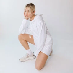 Boyfriend Hoodie, White 12 Boyfriend Hoodie, White -Clothing Promotional Store 369A7541final