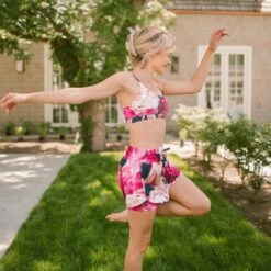 Peony Lunge Shorts -Clothing Promotional Store 369A7815final