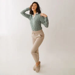 Destination Joggers, Cobblestone -Clothing Promotional Store 369A8290final 95cbe770 d1e1 4edd 95d7 404f38d792db 1