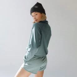 The Gotta Run 1/4 Zip, Blue Grey -Clothing Promotional Store 369A9209final 77b7c133 9ff2 4a2a 8f74 864508229caa 1