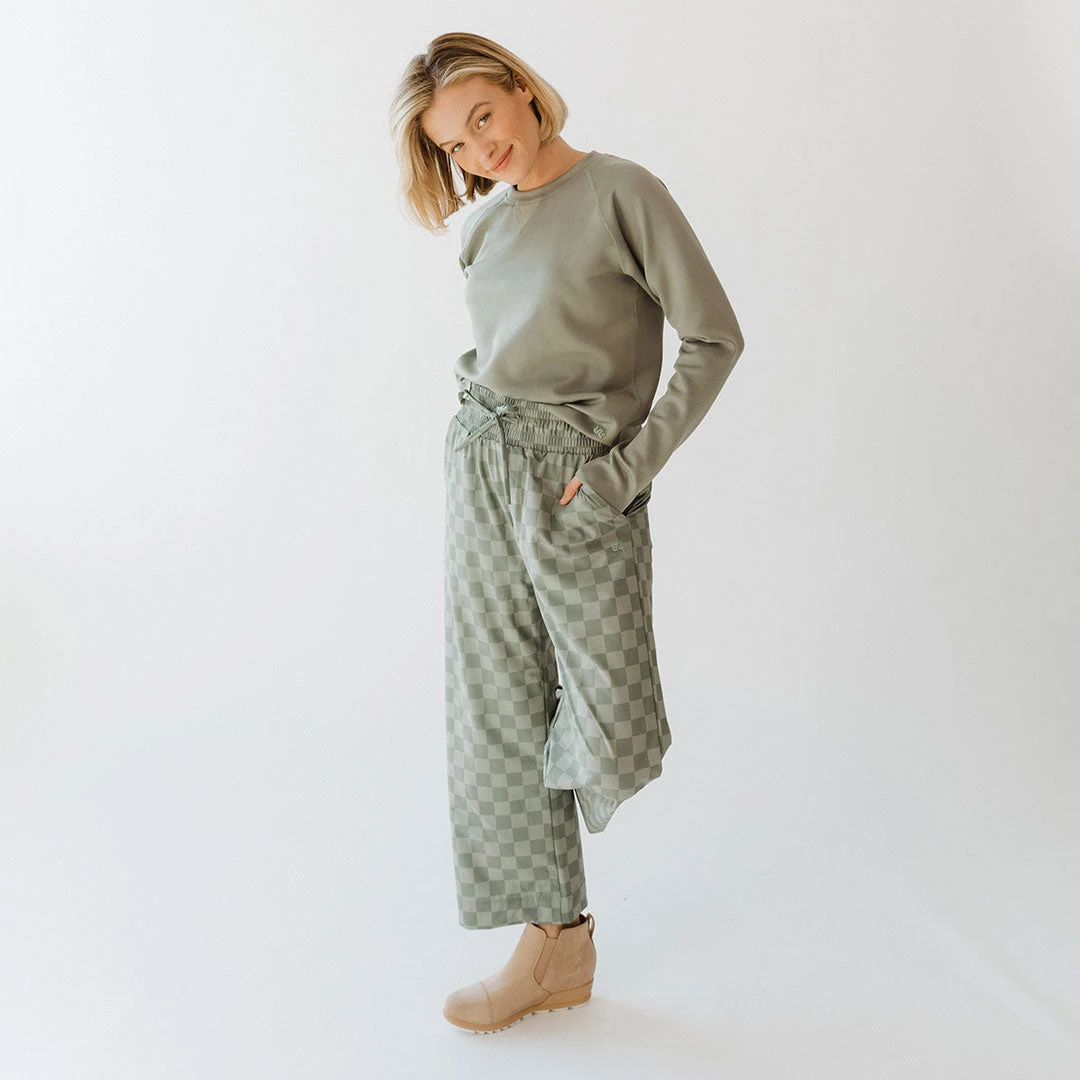 Olive Neo Crop Sweatshirt 7 Olive Neo Crop Sweatshirt - Image 5