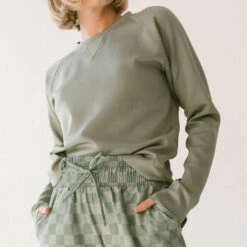 Olive Neo Crop Sweatshirt 15 Olive Neo Crop Sweatshirt -Clothing Promotional Store 369A9818final 6fd59e58 fb34 419c 8e7b f8daec2f263e