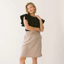 9 To 9 Boss Crop Tee, Black Windowpane -Clothing Promotional Store 369A9954final