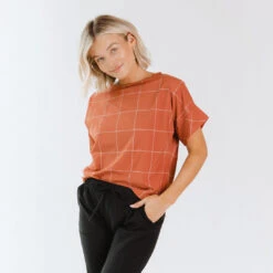 Boss Crop Tee, Rust Windowpane