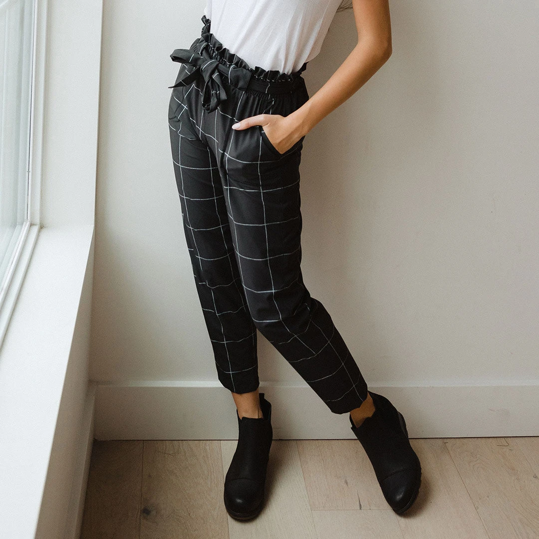 Black Windowpane Bow Belt Capri 5 Black Windowpane Bow Belt Capri - Image 3