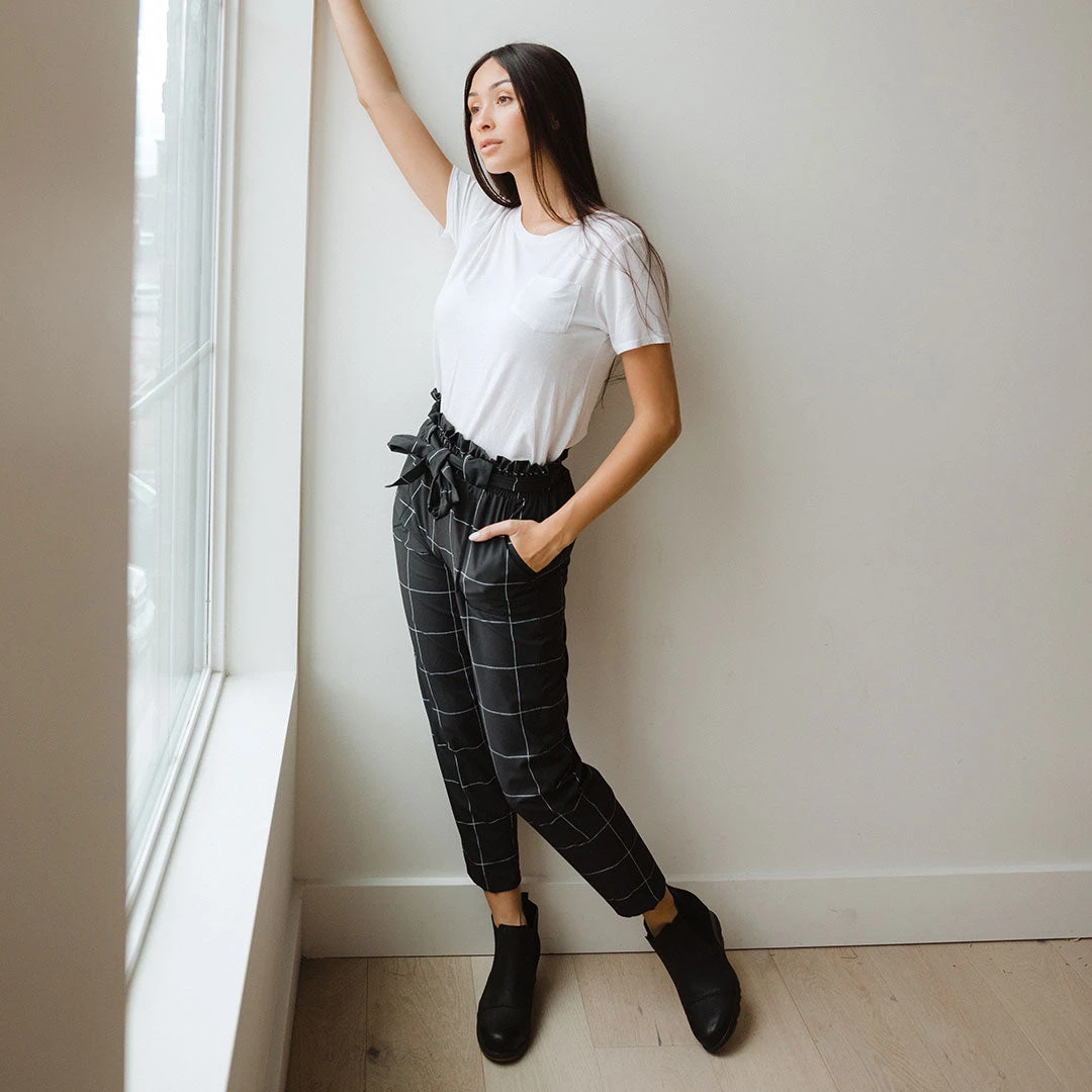 Black Windowpane Bow Belt Capri 4 Black Windowpane Bow Belt Capri - Image 2