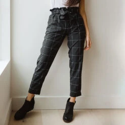 Black Windowpane Bow Belt Capri