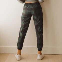 Mistletoe Jetsetters 14 Mistletoe Jetsetters -Clothing Promotional Store JETSETTERS MISTLETOE 4