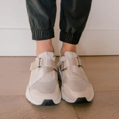 Sorel Kinetic Strap Sneaker, Sea Salt Fawn 15 Sorel Kinetic Strap Sneaker, Sea Salt Fawn -Clothing Promotional Store KINETIC RNEGD STRAP SNEAKER WEB 10