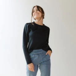 Black Neo Crop Sweatshirt -Clothing Promotional Store NEO CROP SWEATSHIRT BLACK 7