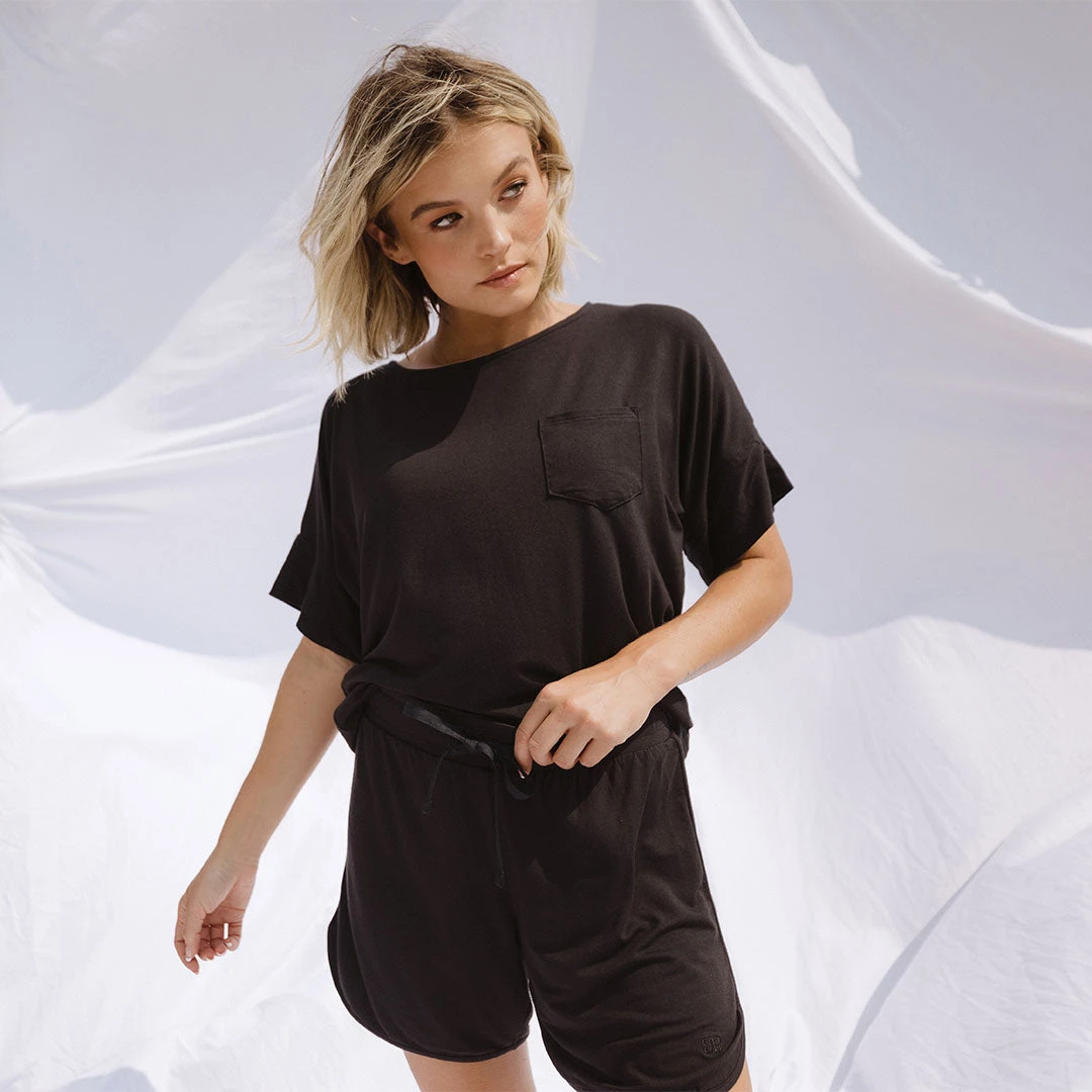 Serenity Shorts, Black 4 Serenity Shorts, Black - Image 2