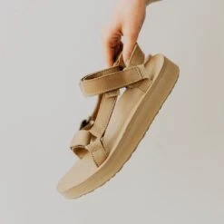 Teva Midform Universal Leather -Clothing Promotional Store tan1